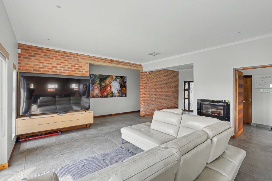 3 Bedroom Property for Sale in Club Milos Estate Free State
